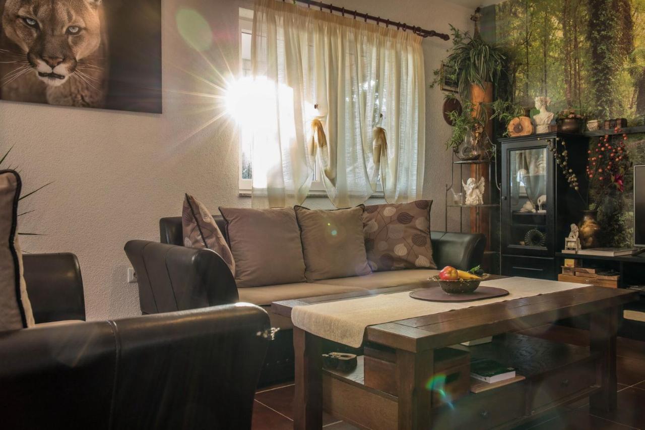 Apartments Ruza Цриквеница Экстерьер фото